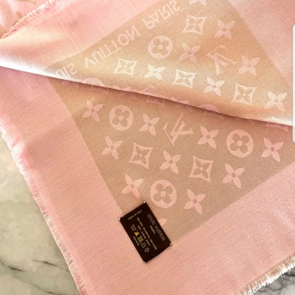 LOUIS VUITTON PASTEL PINK MULTI STYLE SCARF/SHAWL/WRAP NWT